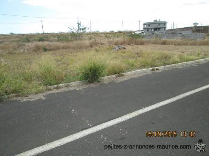 Terrain résidentiel à vendre situé à Pointe aux sables