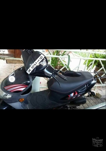 A vendre scooter 50 cc