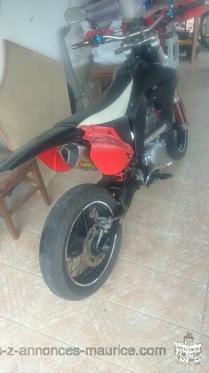 Honda Super Motard 250cc