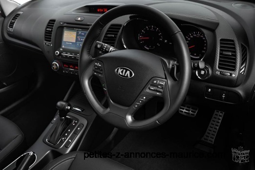 Kia Cerato année 2015., occasion à saisir pour cause de départ