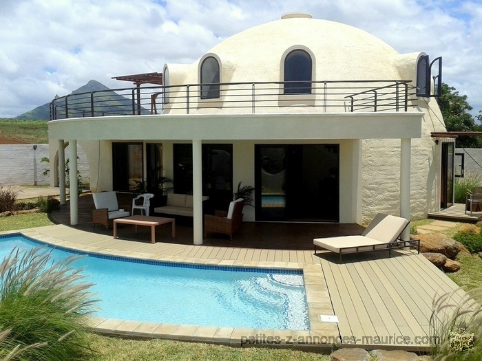 FOR SALE ECO-FRIENDLY AND LUXURY VILLAS IN MAURITIUS OPEN TO NON CITIZENS AND CITIZENS.