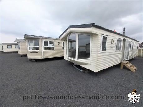 Large panoramic mobile home