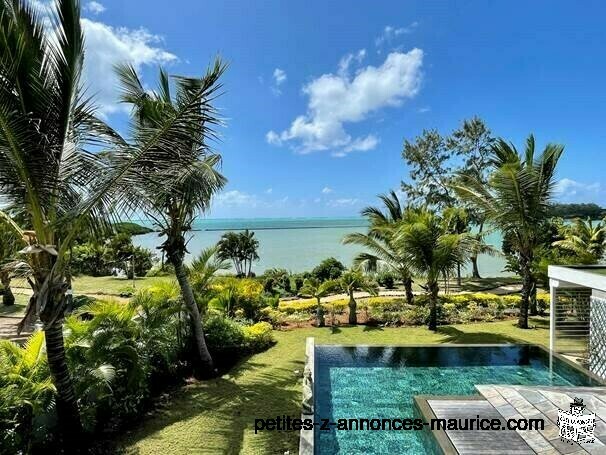 SEAFRONT VILLA BETWEEN LAGOON & GOLF COURSE IN NORD -EAST – MAURITIUS