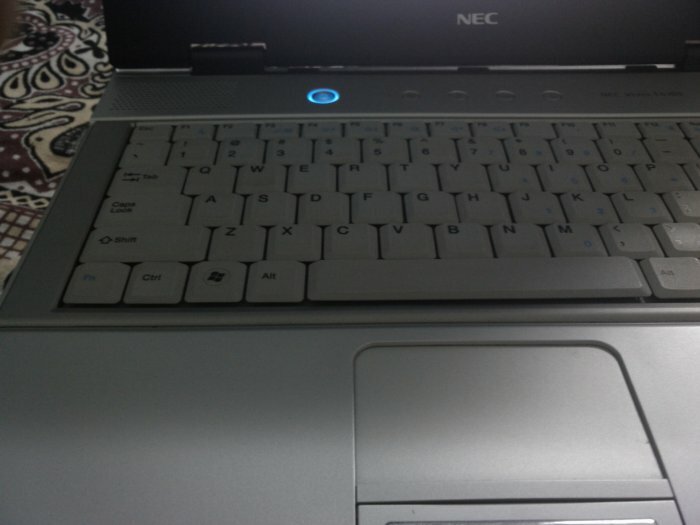 Laptop Nec Versa E6300 / 1an Garantie