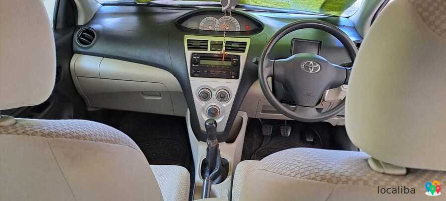 Toyota Yaris (Sedan)